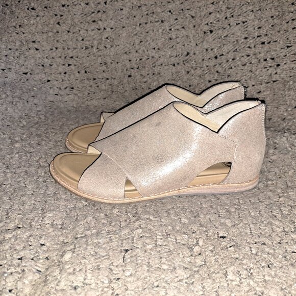 SOFFT-Evonne-Metallic Taupe Suede-Full Coverage-Back Zip Flat-Sz 8.5-NWOB - Picture 2 of 8